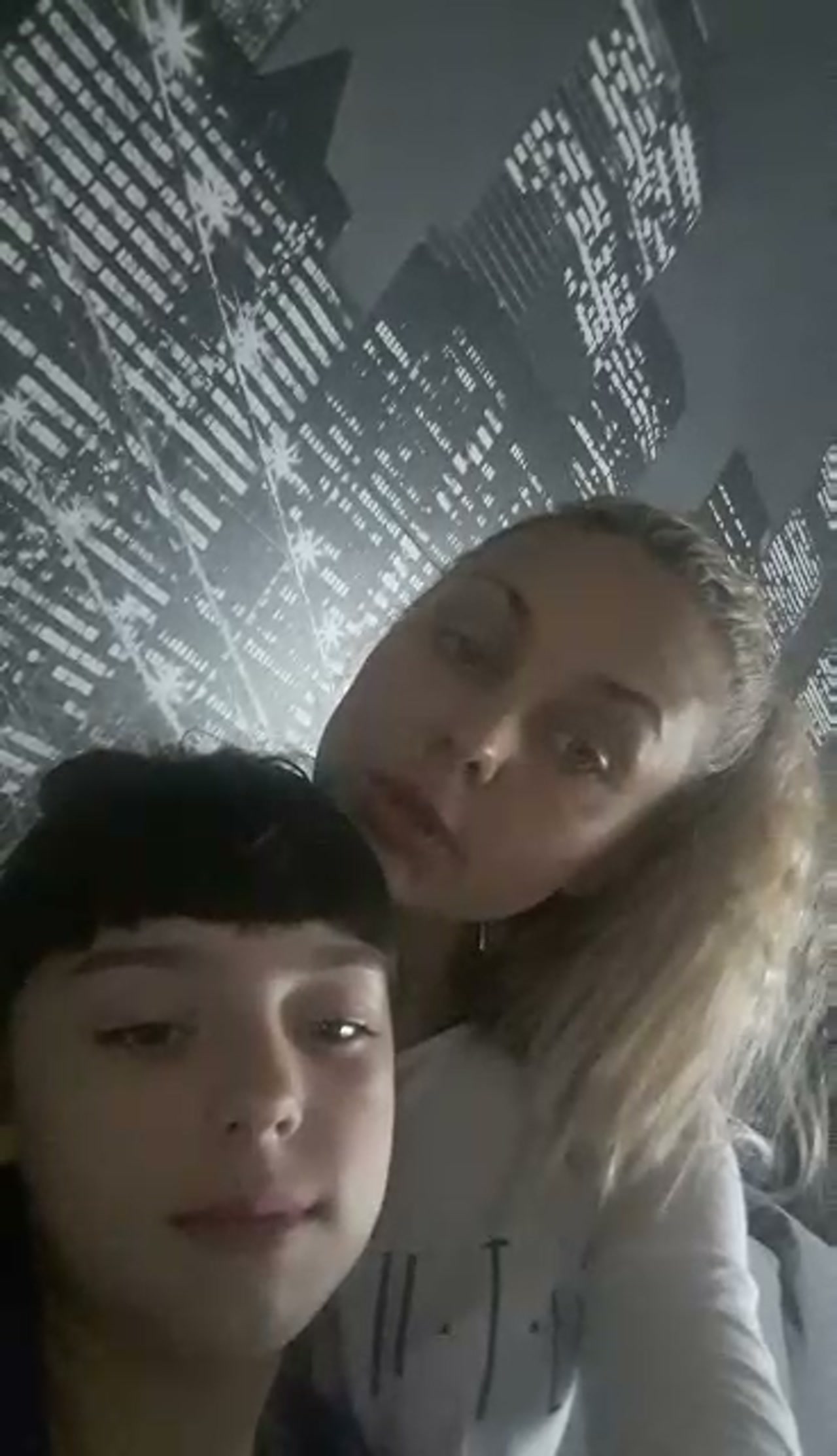 Постер відеовідгуку клієнта